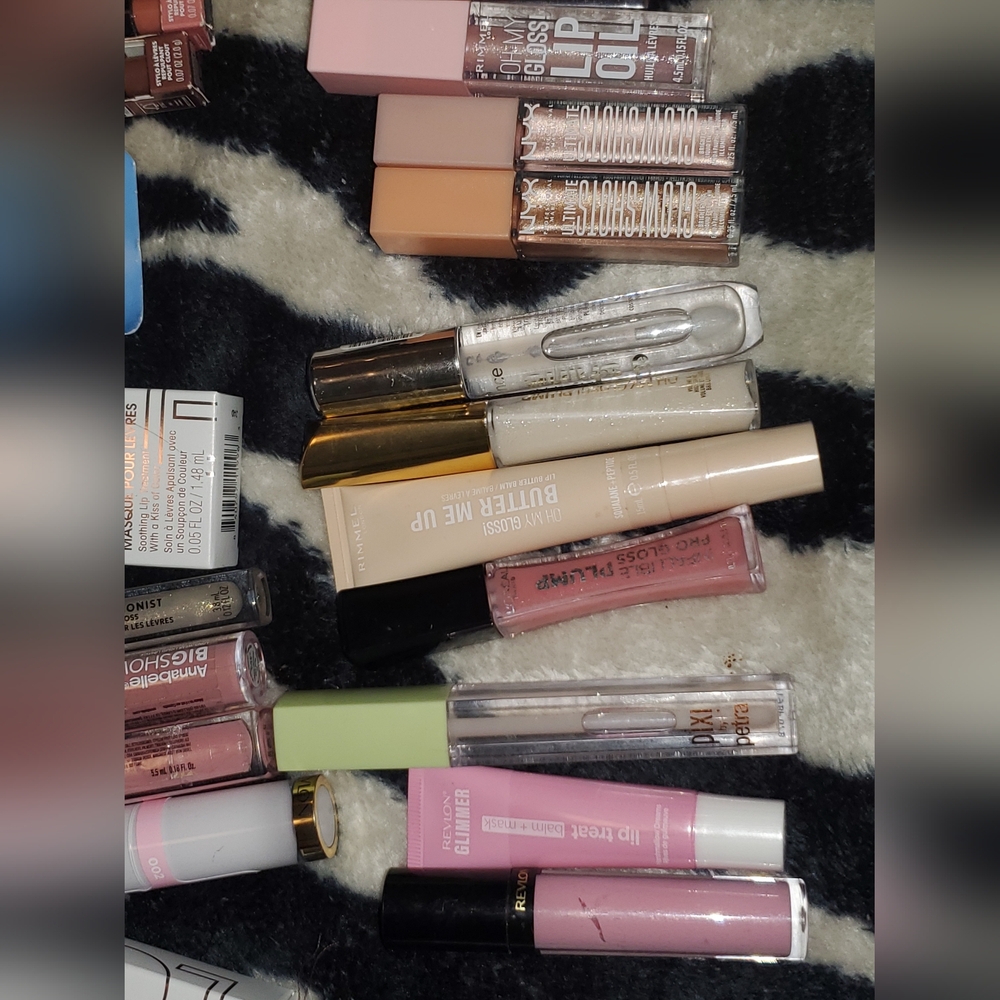 60+NEW DRUGSTORE MAKEUP - Picture 4 of 14